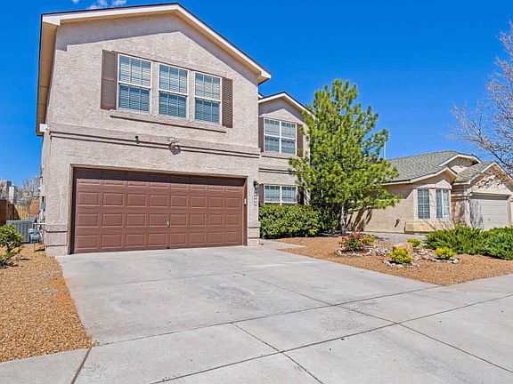 3rd image of 10219 Calle Dichoso Ct NW