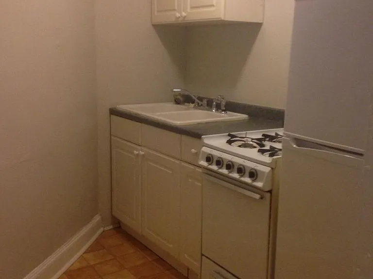 1365 Spruce Pl — Photo 7