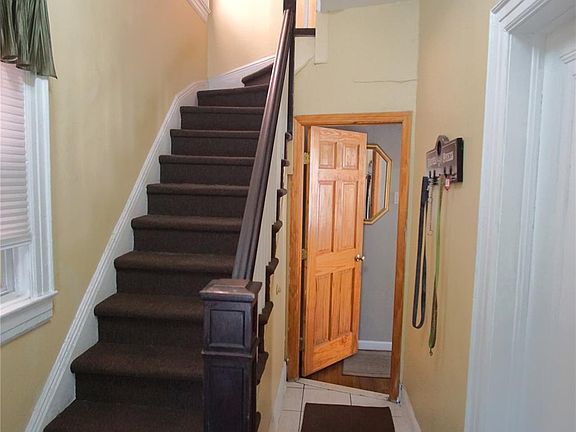 2nd image of 2430 Esplanade Avenue