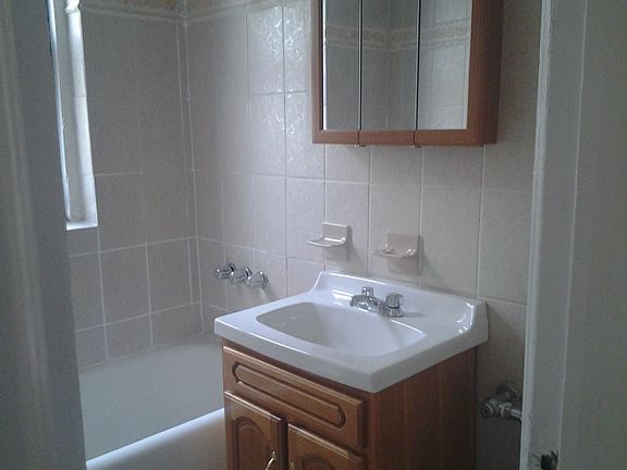 3rd image of 2101 Bedford Ave APT 4C