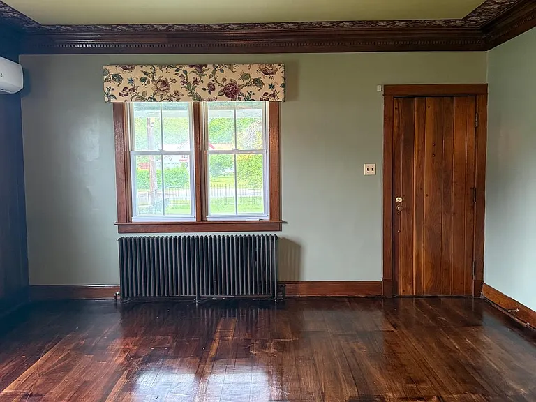 590 Aiken Ave #MAIN — Photo 12
