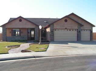 1383 Ohio St, Porterville, CA 93257