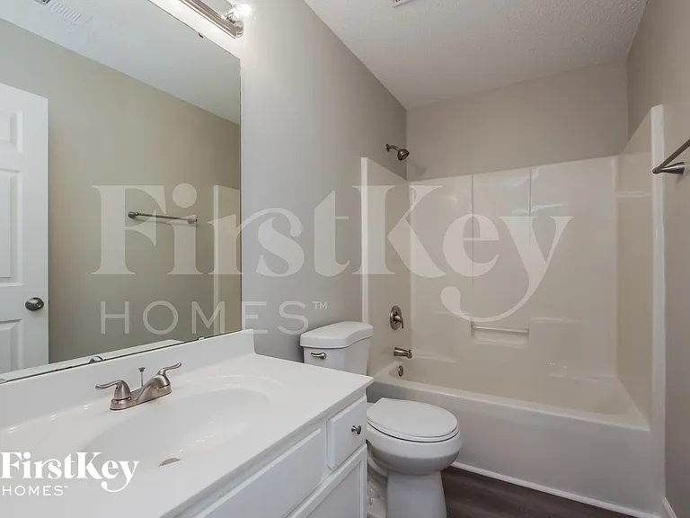 2819 Rosemeade Dr — Photo 16