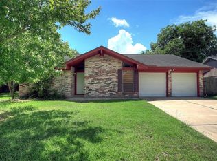 2119 Williamsburg Ct S, League City, TX 77573