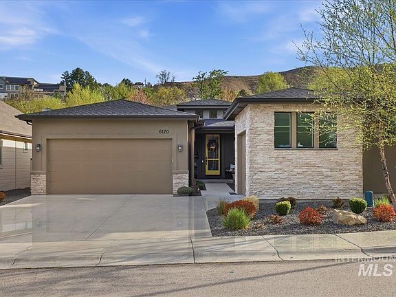 3rd image of 6170 W Ina Dr