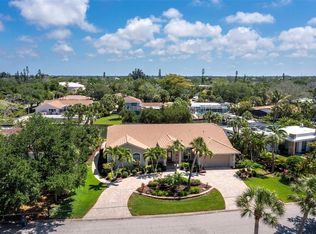 819 Paradise Way, Sarasota, FL 34242