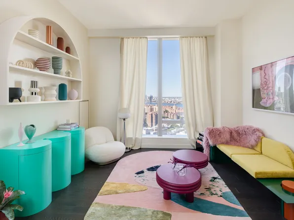 252 South Street image 5 of 74