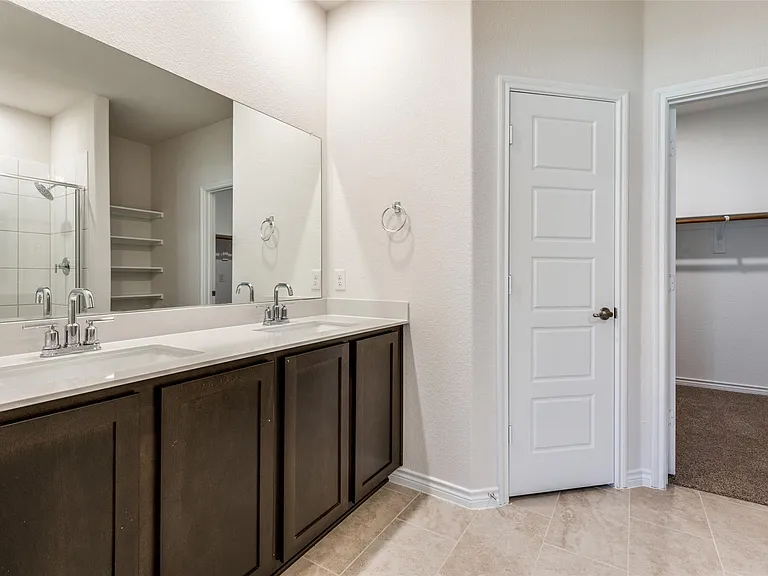7221 Headingham Way — Photo 11