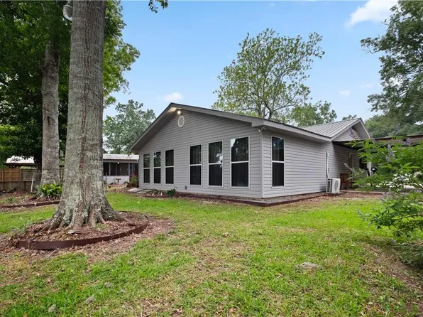 146 Sanders Loop, Marksville, LA 71351