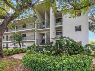 104 Capri Isles Blvd APT 301, Venice, FL 34292