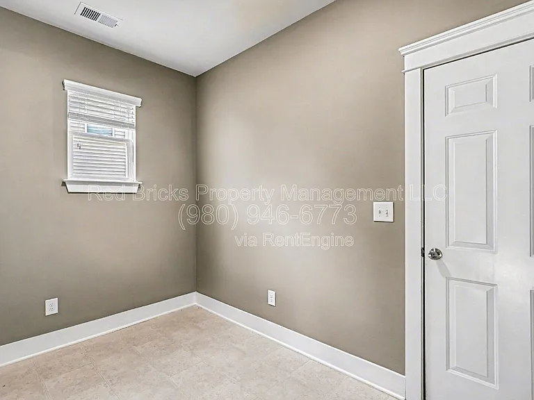 149 Kingston Dr — Photo 20