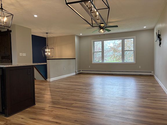 4th image of 244 Warren Rd