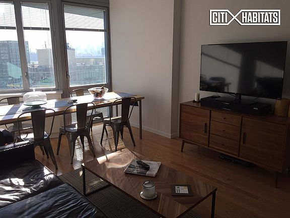 4th image of 4545 Center Blvd APT 3016
