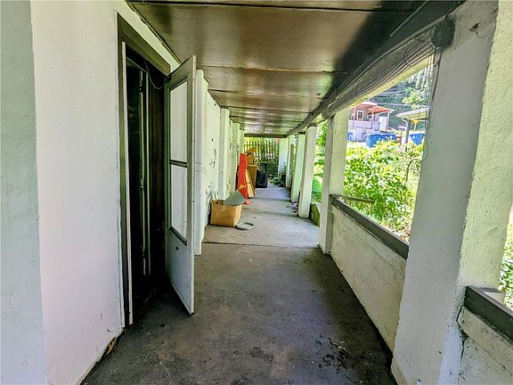3rd image of 132 Leneake St