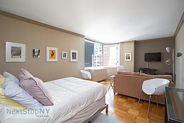 Rented by NextStopNY