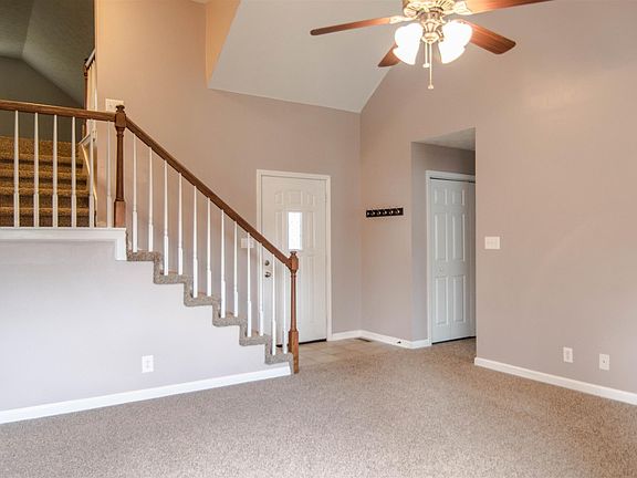 5th image of 2608 Peach Grove Ln