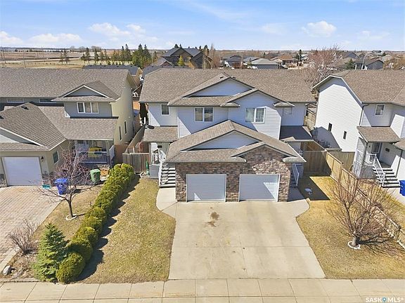 3rd image of 119 Meadowlark PARK