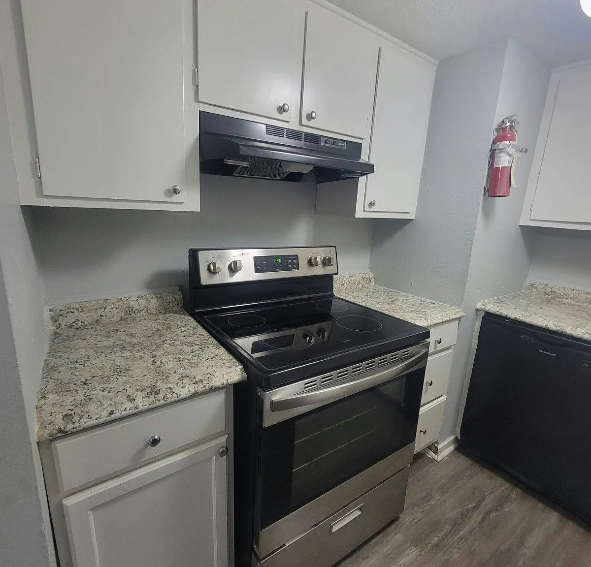 225 West McDowell Road, Unit BH - L4 — Photo 2