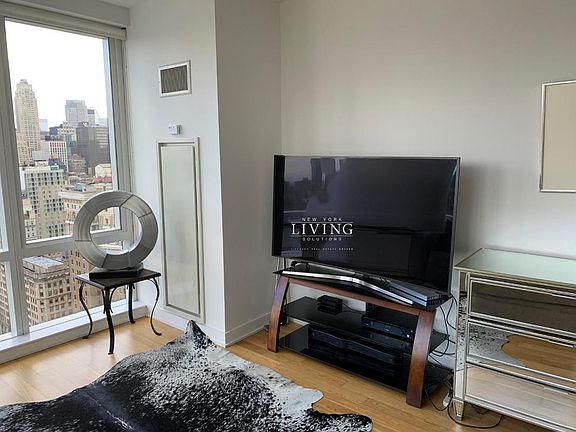 3rd image of 885 6th Ave APT 35G