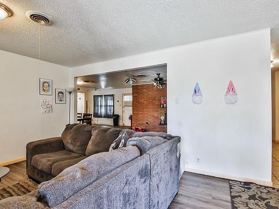 3rd image of 4720 46th St