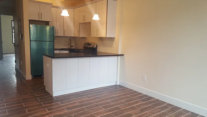 Rented by EXR | media 1