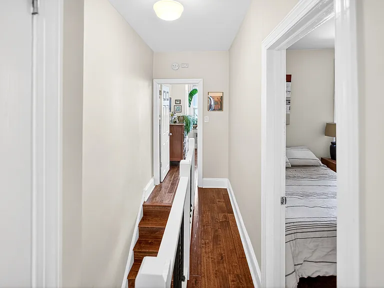 2244 S Hemberger St — Photo 12