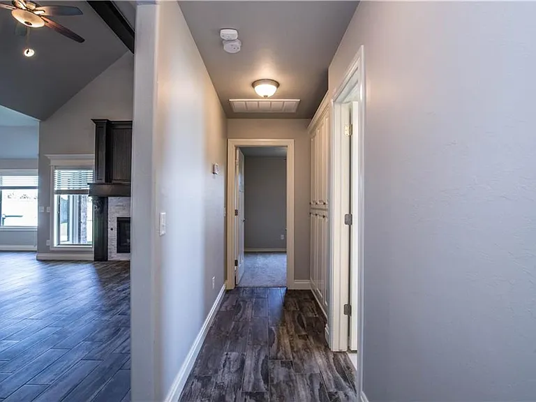 2024 Sweetgrass Cir — Photo 6