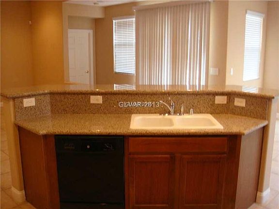 5th image of 10386 Borah Park Cir