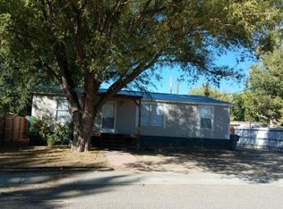 300 W Cedar Ave, Bloomfield, NM 87413