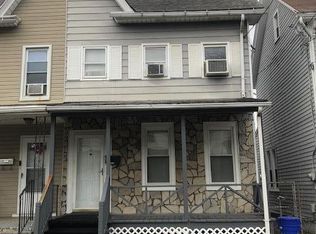 1011 W Wilkes Barre St, Easton, PA 18042