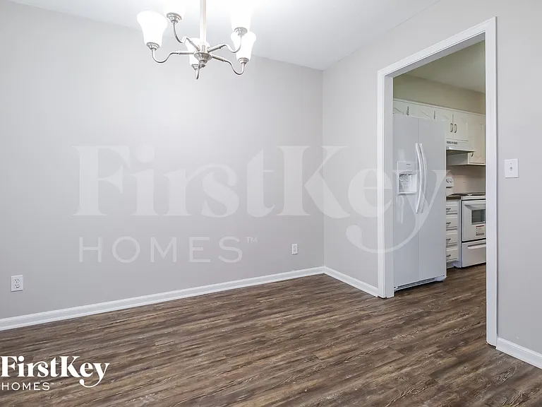 9805 N Cove View Ct — Photo 6