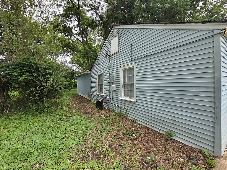 4047 Chelsea Ave — Photo 15