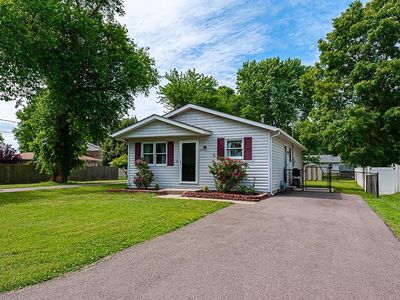 301 Woodland Ave, Wood River, IL, 62095