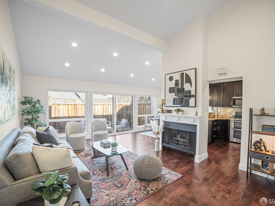 1st image of 1427 Golden Meadow Sq