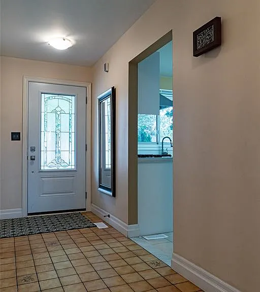 3039 California Ave — Photo 8