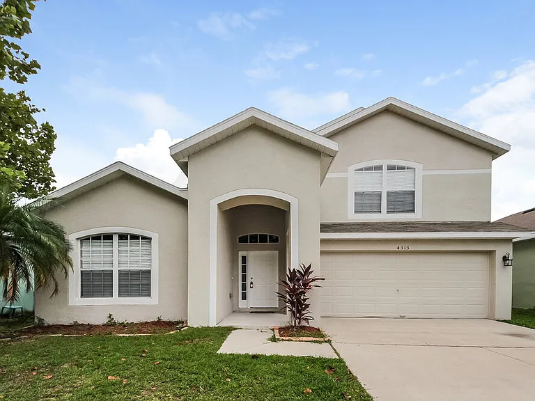 4313 Creeks Run Blvd — Photo 1