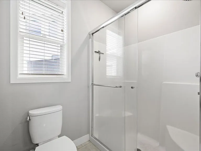 4725 Roark Dr — Photo 21