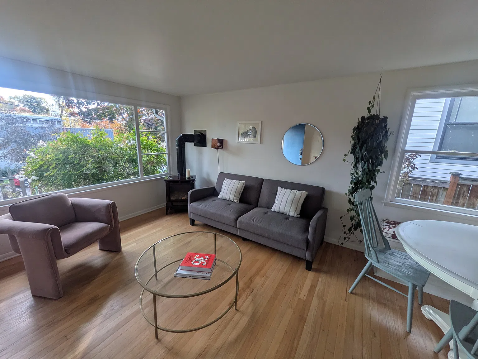 2 bed, 750 sqft, $3,600 — Photo 2