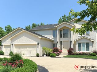 65 Crestview Dr, Deerfield, IL