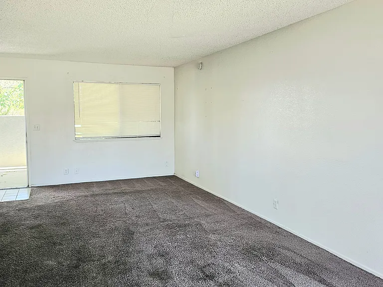 16137 Apple Valley Rd #2 — Photo 11
