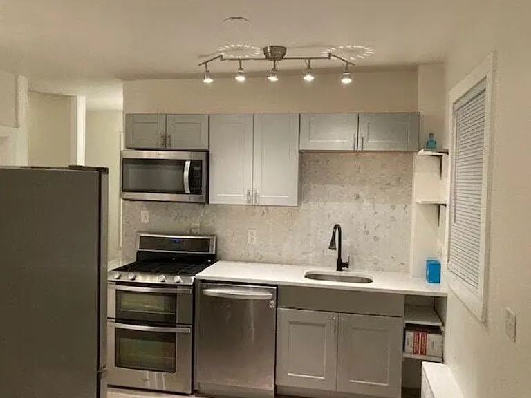 57 Oak Ridge St #A — Photo 5