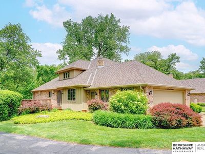 11120 Pine Plz, Omaha, NE, 68144