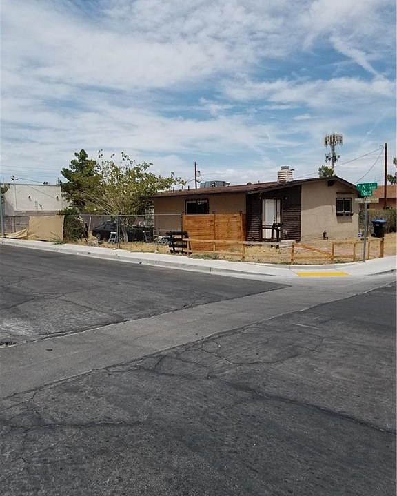 1st image of 1328 Gold Ave