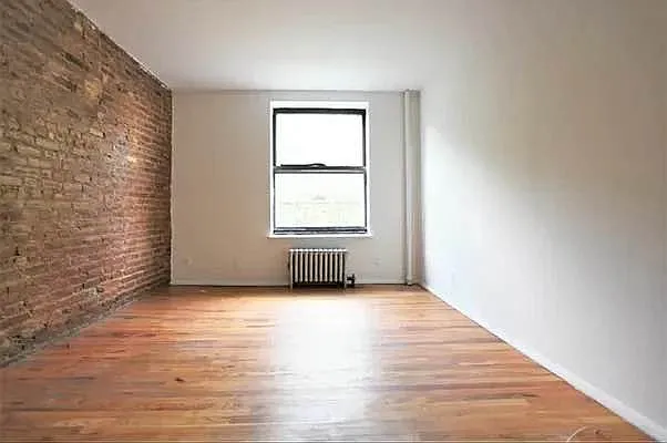 Rented by Metropolitan Property Group | media 18