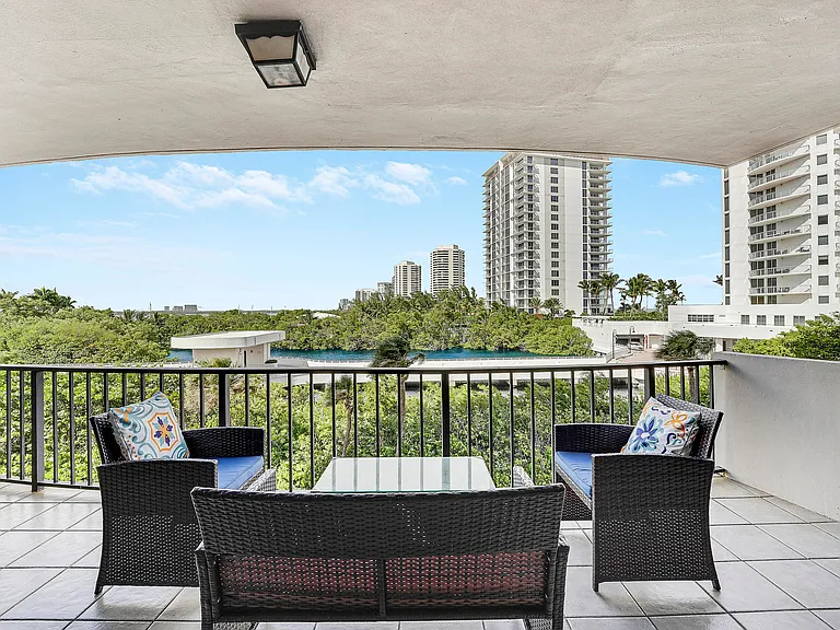 4200 N Ocean Dr #2-306 — Photo 21