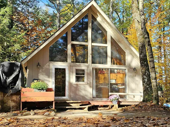 69 North Pines Road, Conway, NH 03813