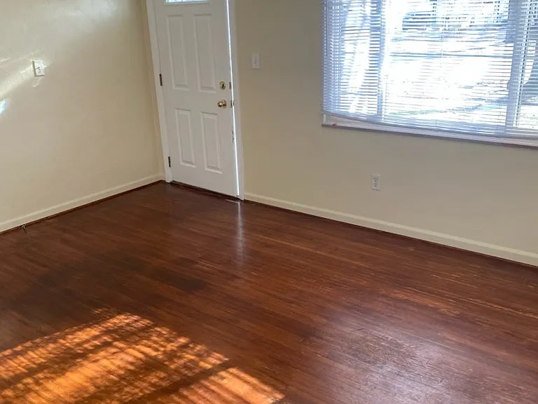 442 Waggoner Blvd — Photo 2