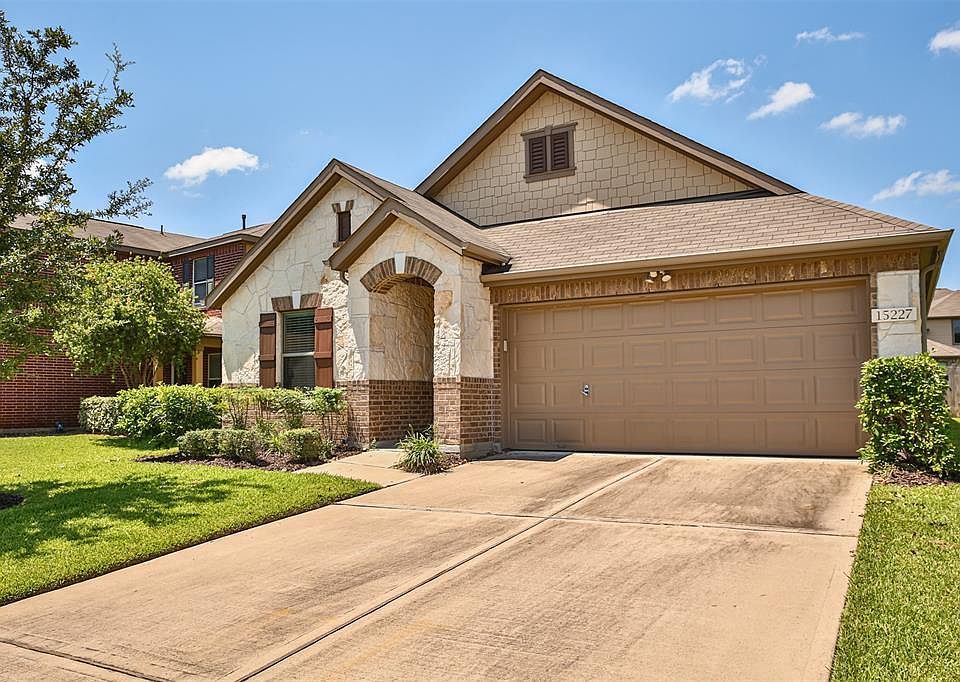 1st image of 15227 Keystone Bend Ln