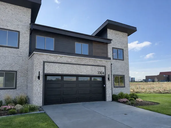 3304 University Blvd, Ames, IA 50010