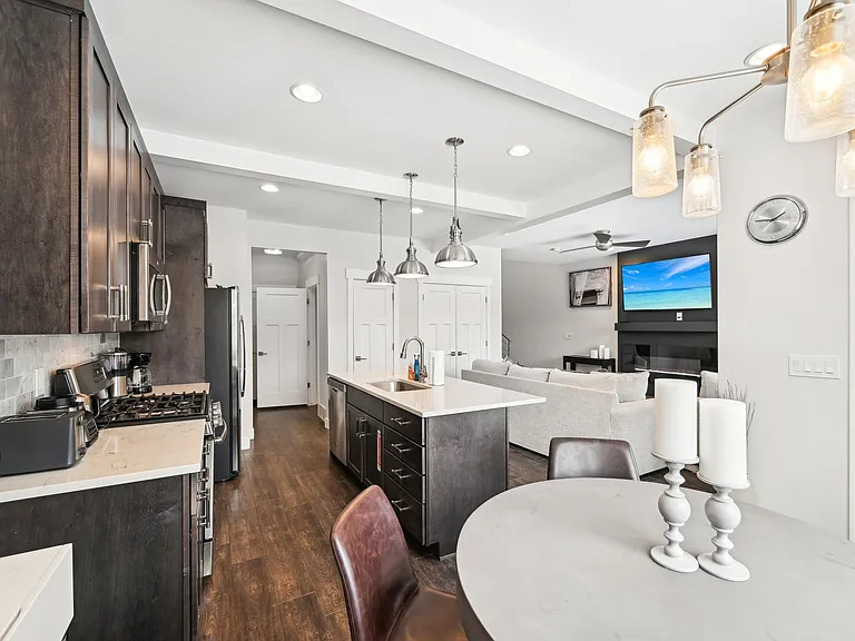 1124 W Wasatch Spring Rd — Photo 12